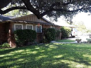 405 W Sunglow Ave, Comanche, TX 76442