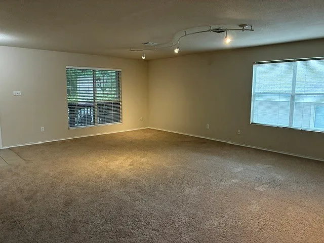 7326 Tamburo Trl — Photo 6