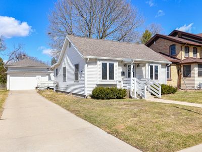 204 West Court STREET, Elkhorn, WI, 53121