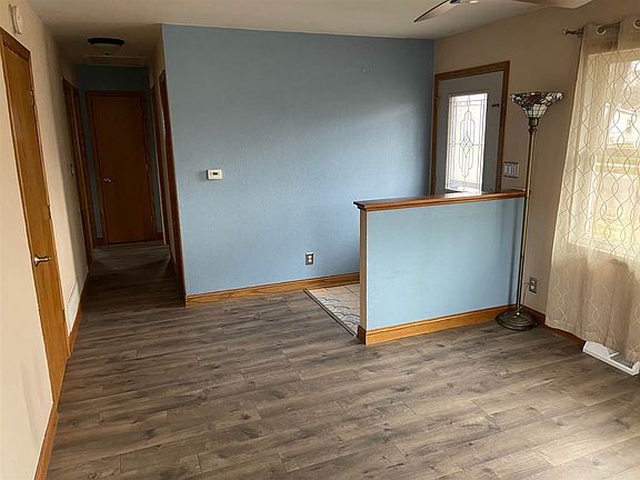 2nd image of 1014 Drexel Blvd
