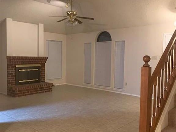 4th image of 717 Little Fox Ln