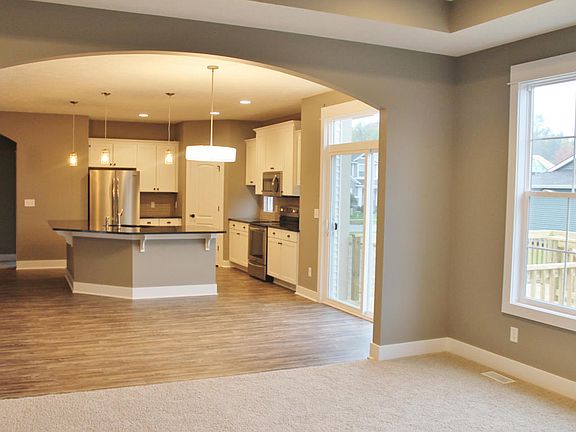 5th image of 4521 Equestrian Dr