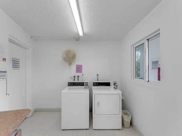 2114 Newport U, Deerfield Beach, FL 33442