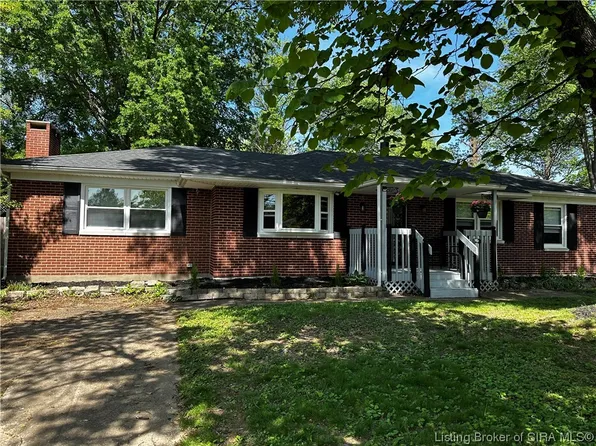 166 Forest Drive, Jeffersonville, IN 47130