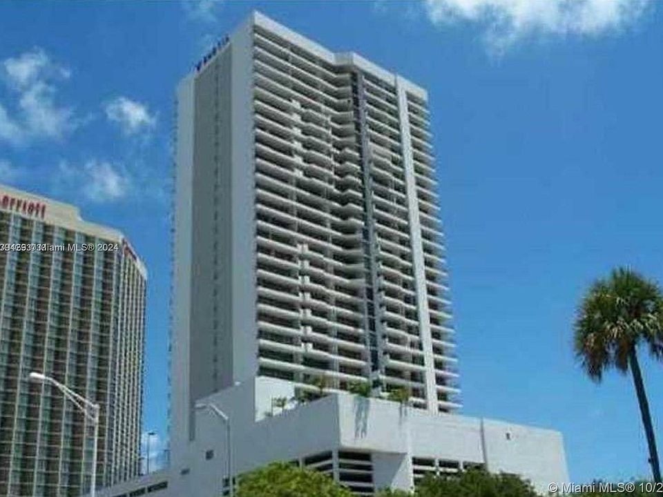 1st image of 555 NE 15th St APT 12K