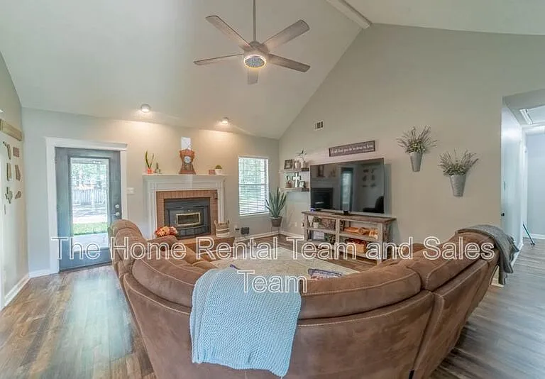 12 Cricket Ct — Photo 6