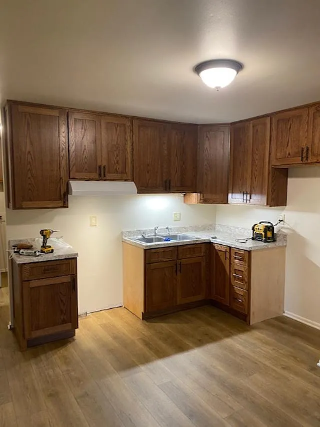 3 bed, 960 sqft, $1,200 — Photo 2