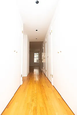 Rented by Voro New York | media 10