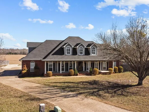 706 Hopper Ct, Winnsboro, TX 75494