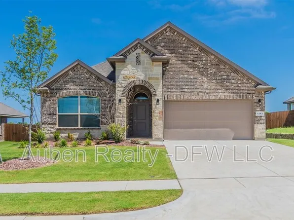 1343 Fox Hollow Rd, Krum, TX 76249