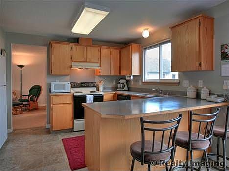 5th image of 8005 NE 165th Ave