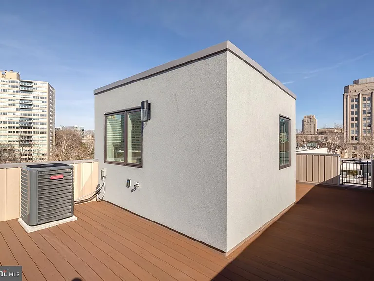 237 N 23rd St #1 — Photo 19