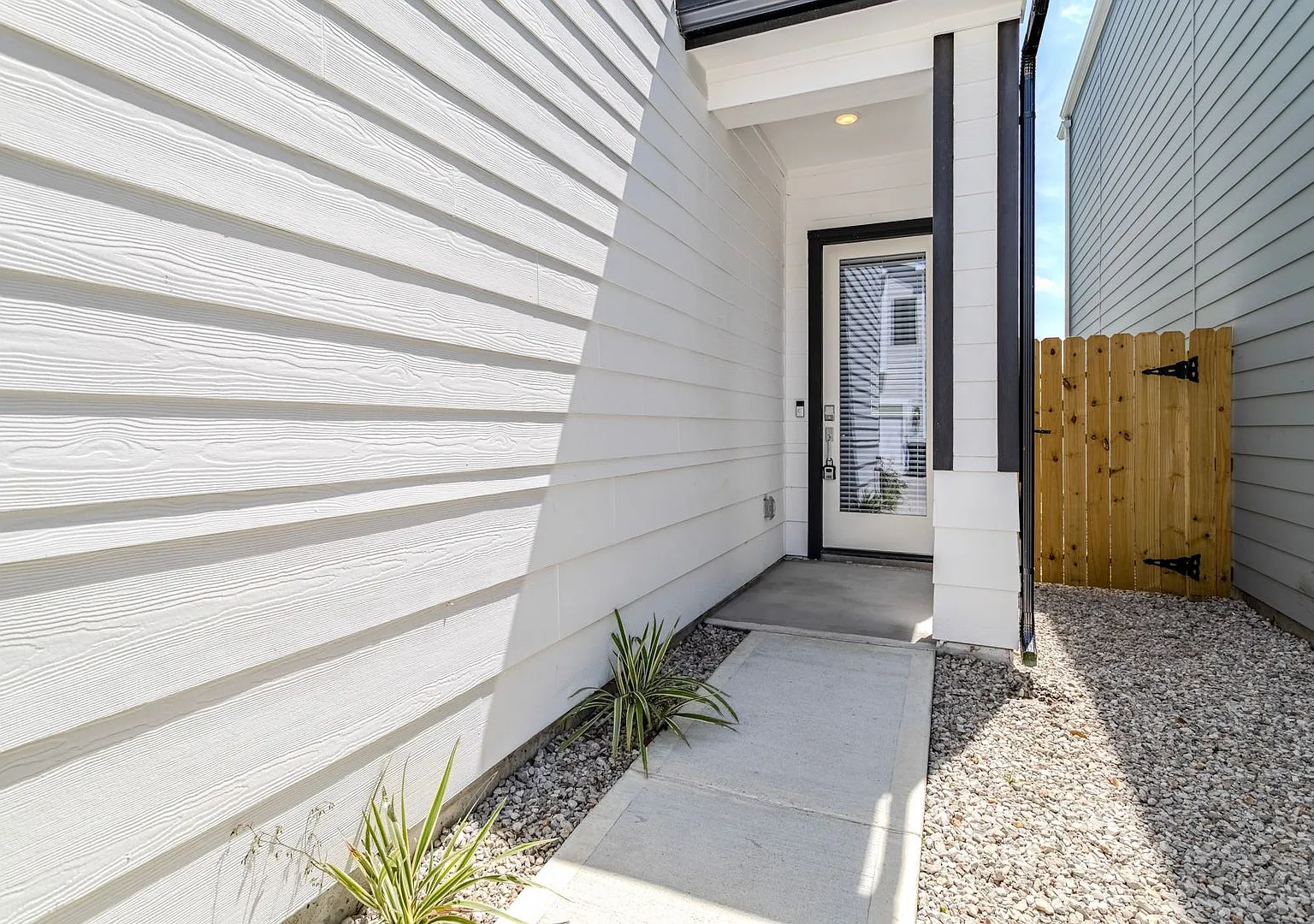 Step Up to Something Better in Esther Acres — Photo 2