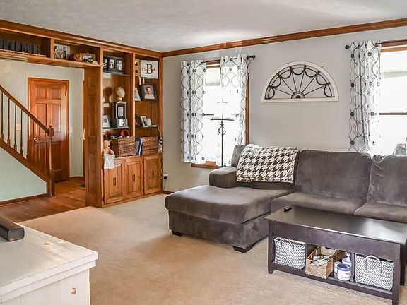 2nd image of 7156 Andiron Cir NW