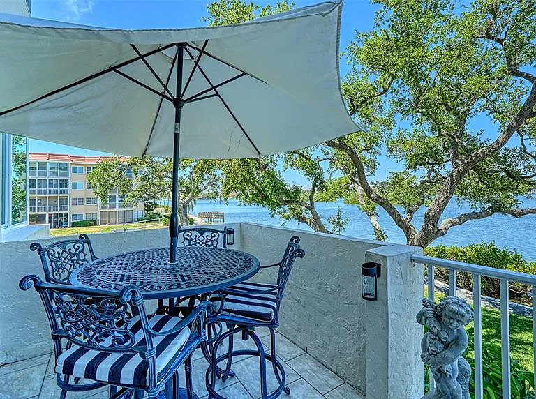1355 S Portofino Dr #103 — Photo 15