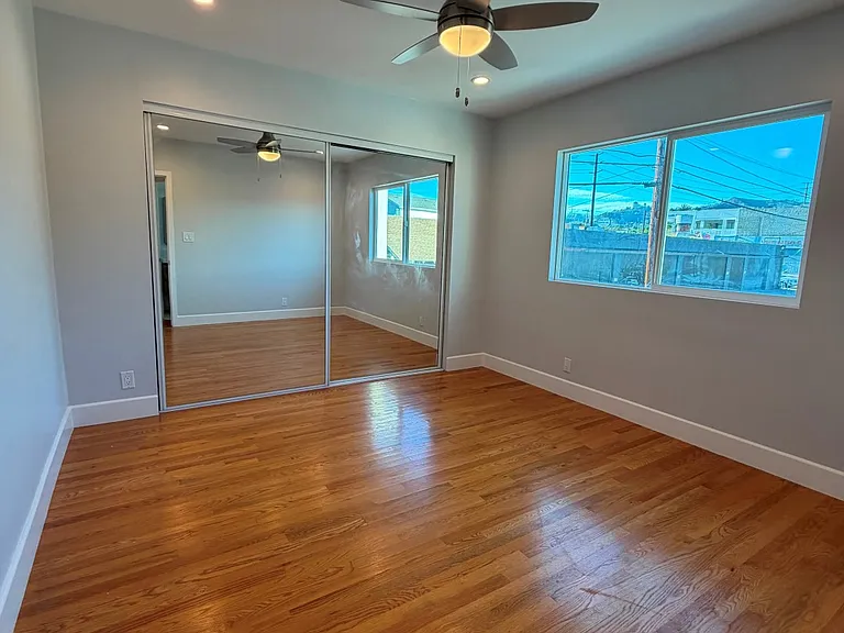 4443 Clayton Ave — Photo 11
