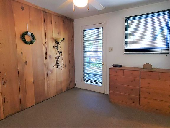 4th image of 166 Pine Flat Dr