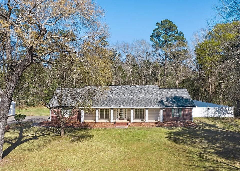 1st image of 1322 Pin Oak Dr