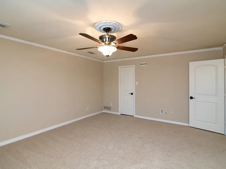 5920 Encore Dr — Photo 27