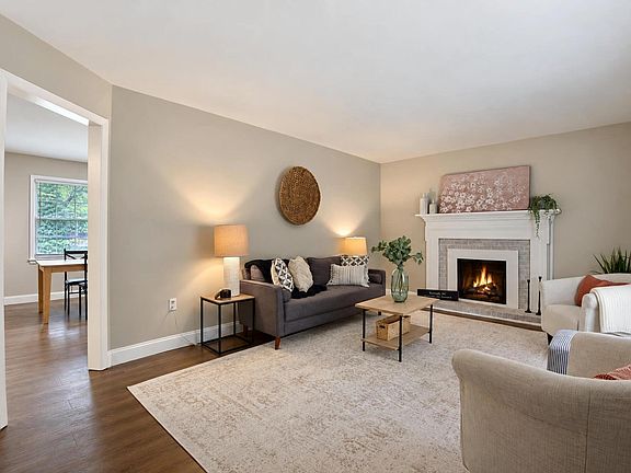 4th image of 304 Northclift Dr