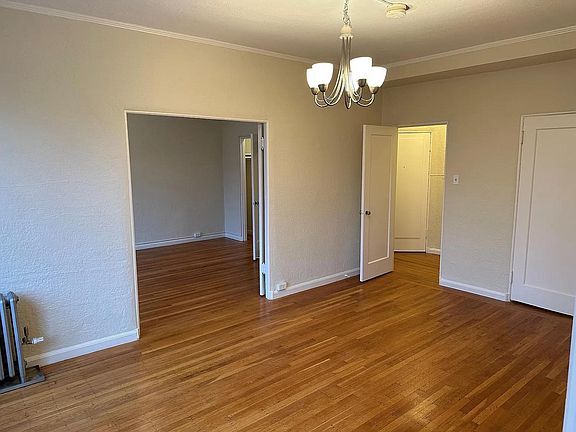 5th image of 1700 Octavia St APT 202
