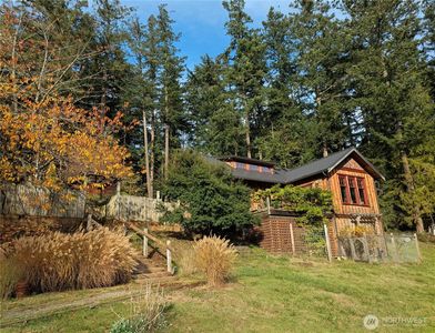 585 White Beach Road, Eastsound, WA, 98245