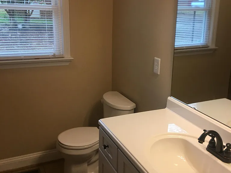 115 Carole Dr — Photo 14