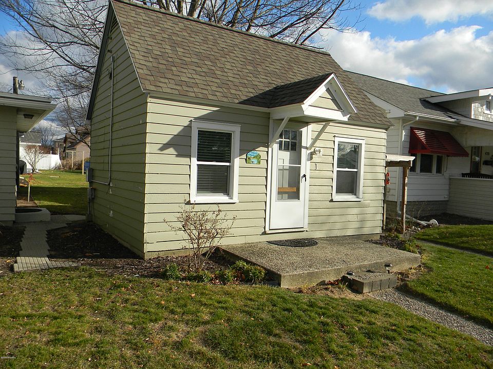 1st image of 422 N Ferry St #1