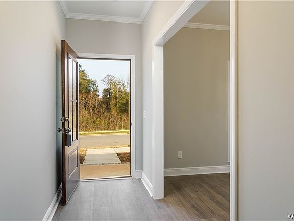 3rd image of 5240 Summerfield Dr E