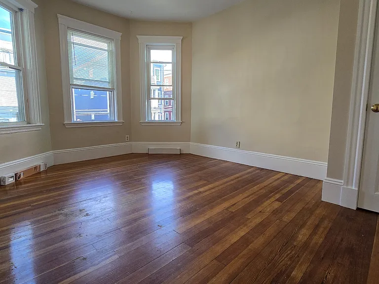 86 Conwell Ave #3 — Photo 6