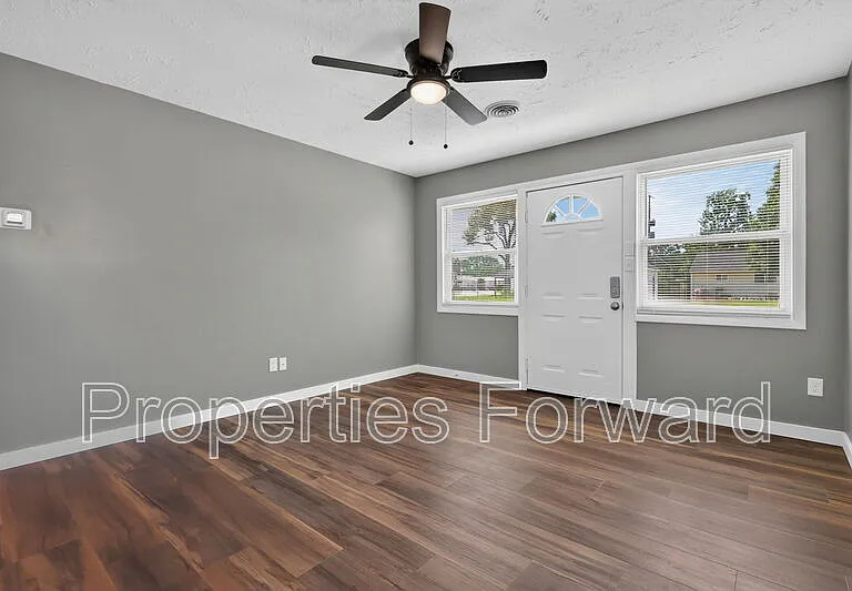 4330 Joseph St — Photo 7