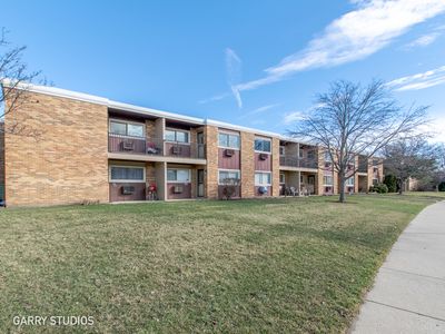 120 Collen Dr APT 109, Lombard, IL, 60148