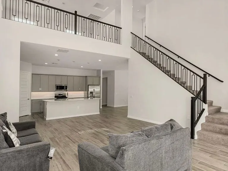 10250 W Adam Ave — Photo 6