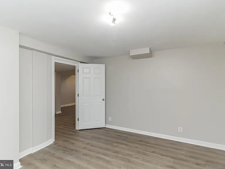 25 Birch Ave — Photo 28