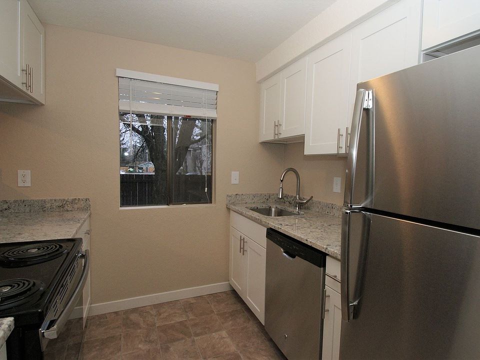 1st image of 3615 156th St SW APT 17