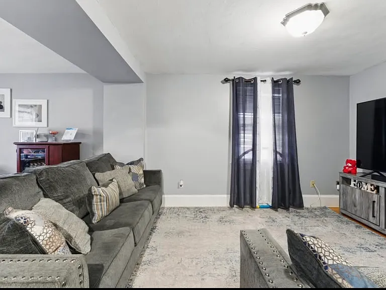 73 Estes St #A — Photo 4