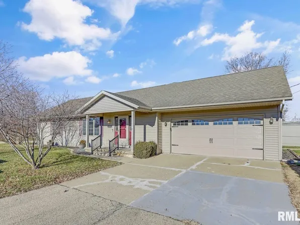 200 4th St, South Pekin, IL 61564