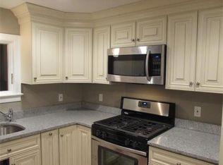 59 Hartford St, Natick, MA 01760