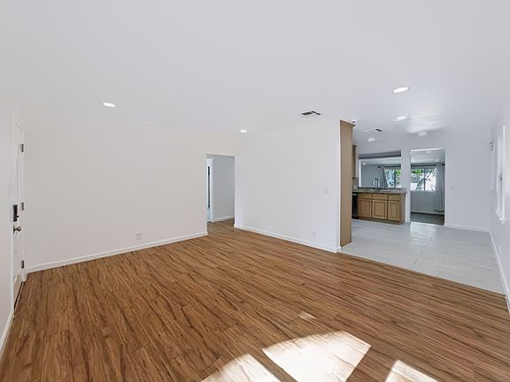 Living Room 1 Entrance