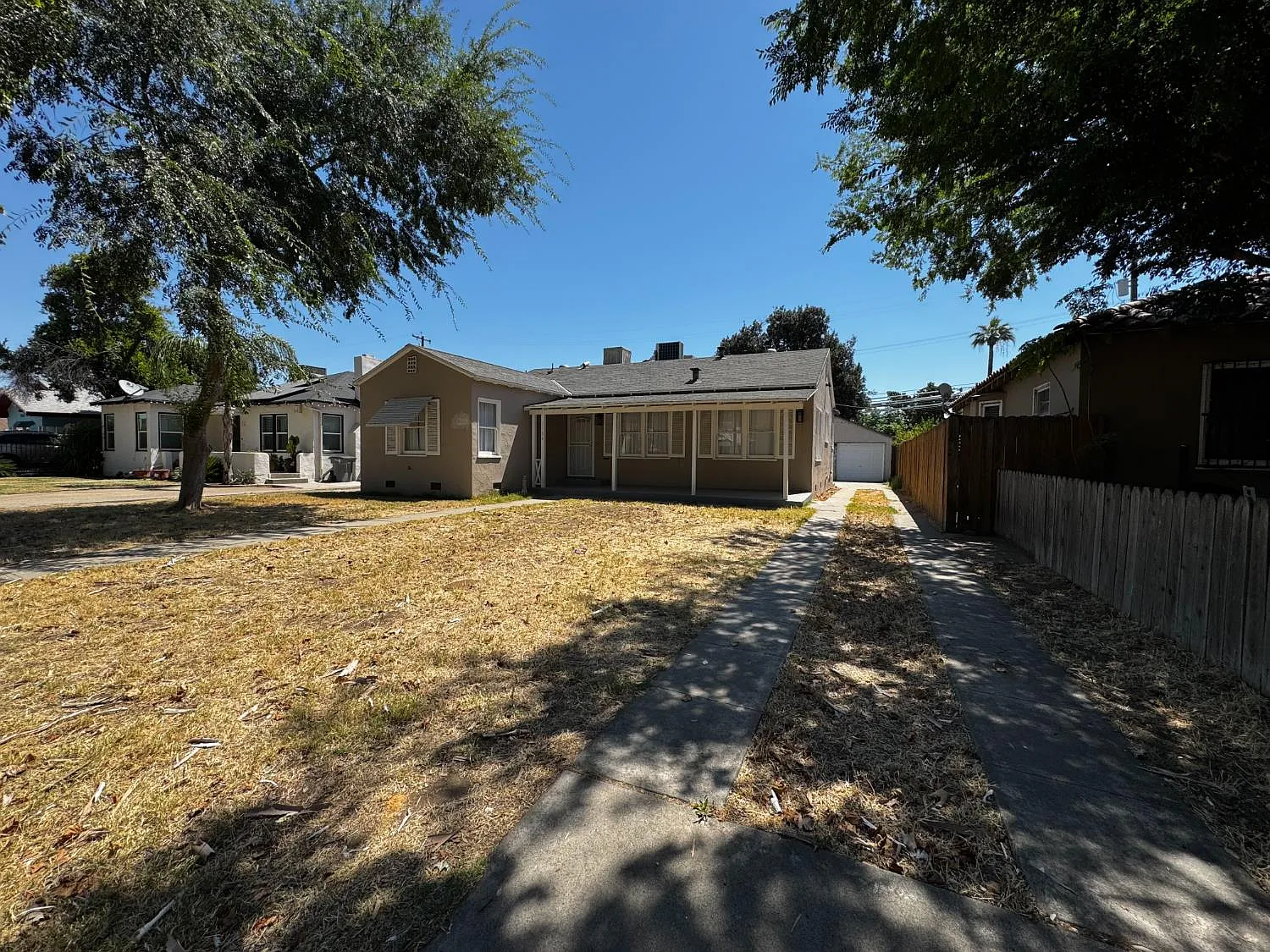 2 bed, 1086 sqft, $1,800 — Photo 1
