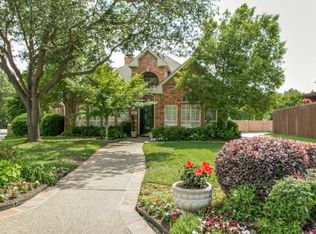 8352 Coral Dr, Dallas, TX 75243
