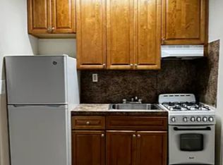 143-06 Barclay Ave #6C, Flushing, NY 11355