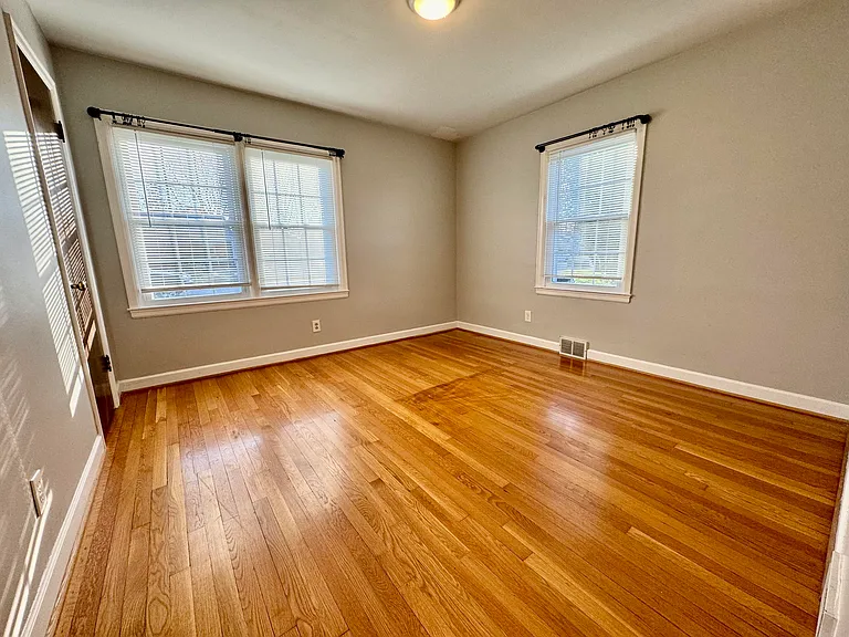 479 Stratford Dr — Photo 28