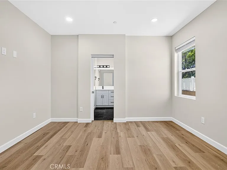 593 E 12th St #1 — Photo 25