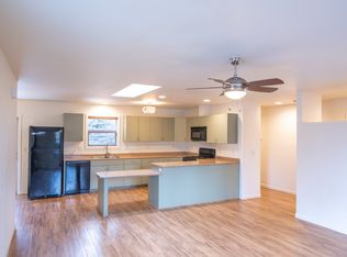 1633 SE Riviera Dr, Bend, OR 97702