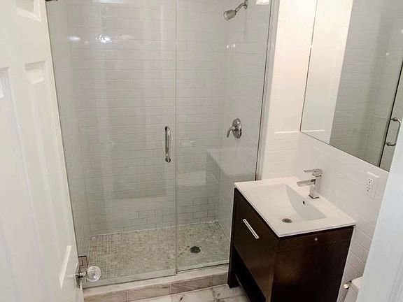 4th image of 328 E 4th St #3AN