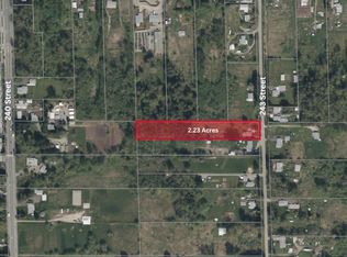 11829 243rd St, Maple Ridge, BC V4R 1L9