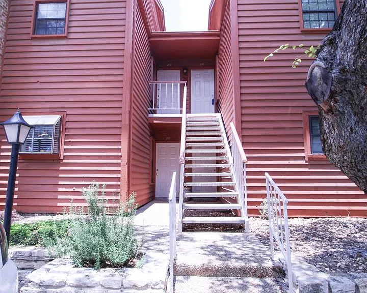 13018 Heimer Rd #210 — Photo 1