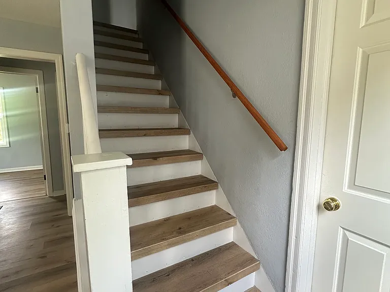 1618 Johnson St — Photo 4