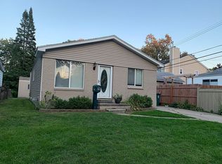 512 Simon Ct, Royal Oak, MI 48067